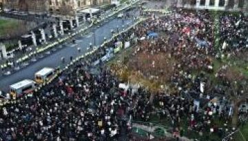 10105_clry2-parliament_square