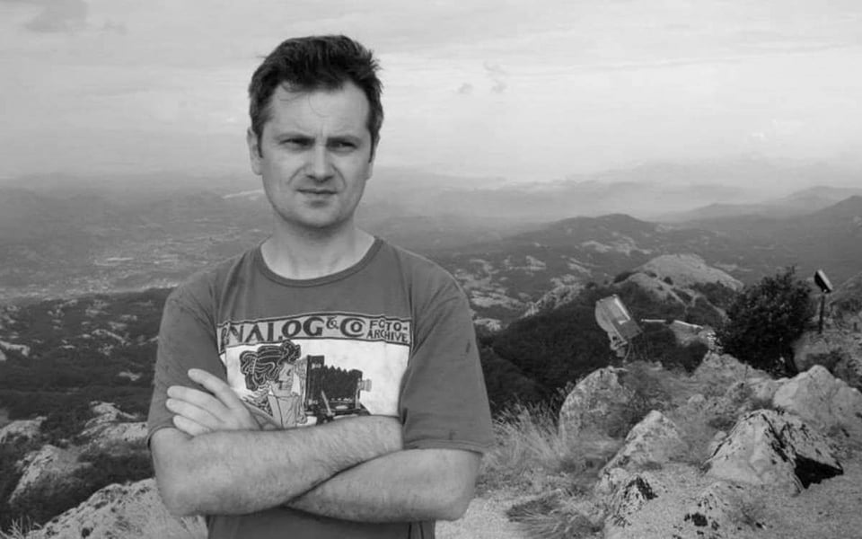 Intervju: Milan Radanović - Istoričar i autor knjiga ‚‚Oslobođenje Beograda” i ‚‚Kazna i Zločin – snage kolaboracije u Srbiji” Intervju: Milan Radanović - Istoričar i autor knjiga ‚‚Oslobođenje Beograda” i ‚‚Kazna i Zločin – snage kolaboracije u Srbiji”