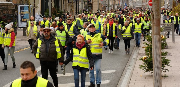 Francuska: na pragu revolucionarne krize