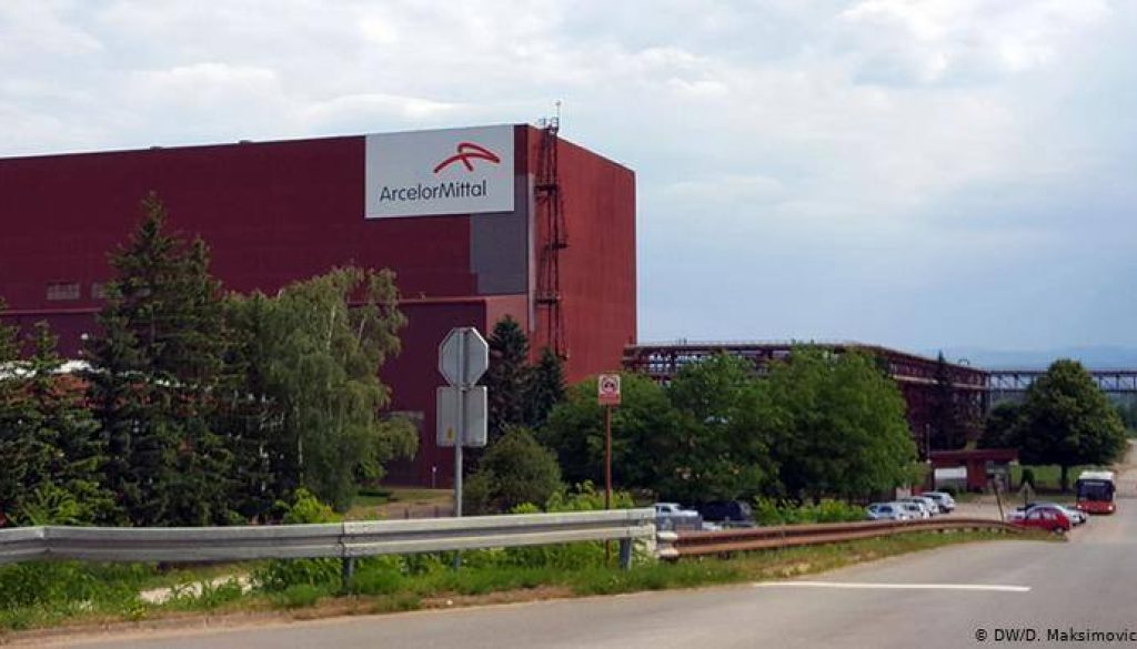 61086679_305572420376838_1418625893982535680_n