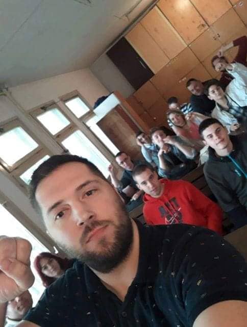 Hapšenje aktivista i aktivistkinja Združene akcije „Krov nad glavom“
