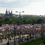 Najveće demonstracije u Češkoj Republici od 1989. obilježavaju kraj političke stabilnosti