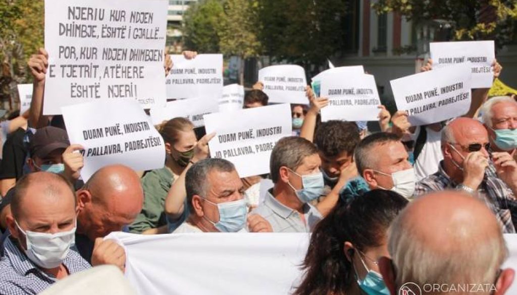 Solidarnost_sa_borbom_rafinerijskih_radnika_u_Albaniji