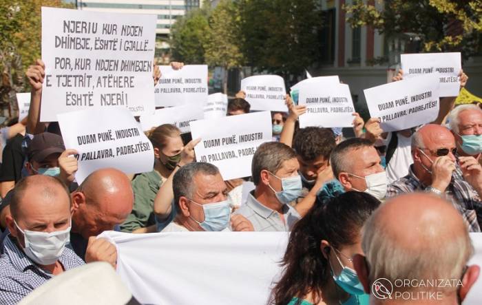 Solidarnost sa borbom rafinerijskih radnika u Albaniji!