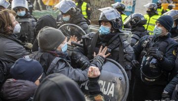 Delozacija_uporabnikov_avtonomnega_centra_Rog