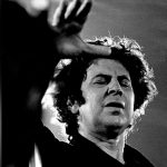 Mikis Teodorakis (1925. – 2021.): život velikog internacionalnog kompozitora i militantnog demokrate