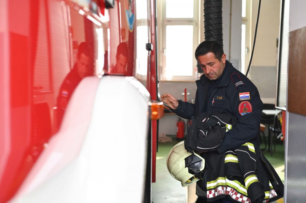 Hrvatska: štrajk riječkih vatrogasaca