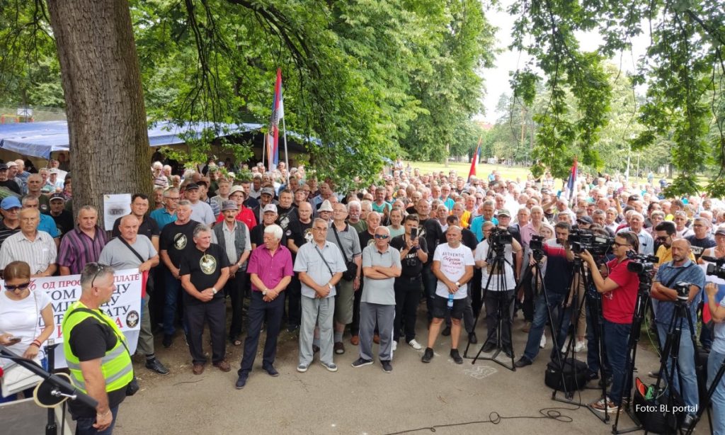 Ratni veterani RS – od hvalospjeva se ne živi