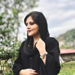Iran – Od revolucije do Revolucije