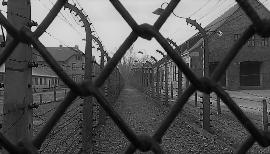 Holokaust__pokusaj_da_se_objasni_neobjasnjivo