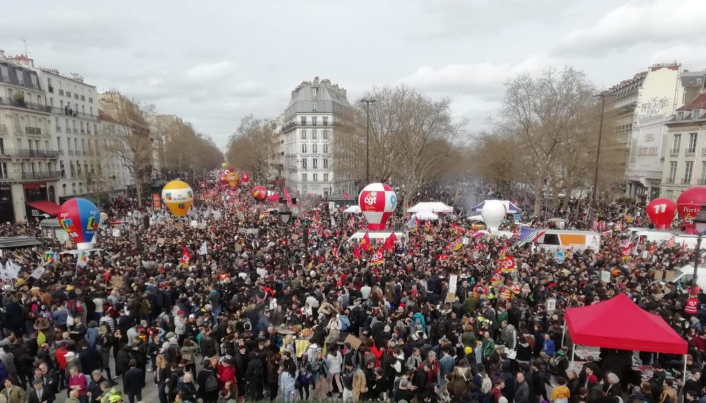 Paris_big_crowd_Image_Unite_CGT