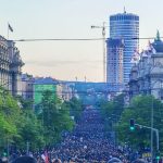 Srbija: Kako učiniti da sve stane i zašto?