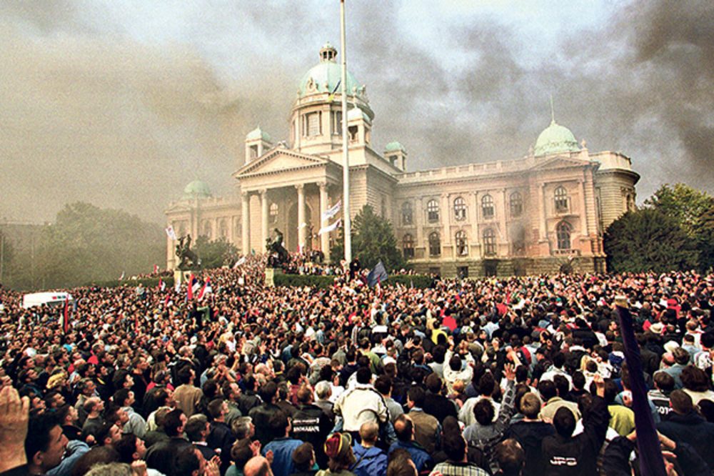Peti oktobar: Revolucija i kontrarevolucija u Jugoslaviji