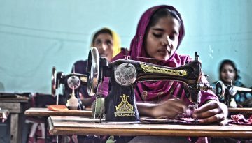 sewing_Image_USAID_Wikimedia_Commons