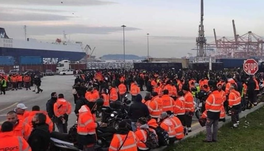 Dock_workers_Image_PAME_Greece_International