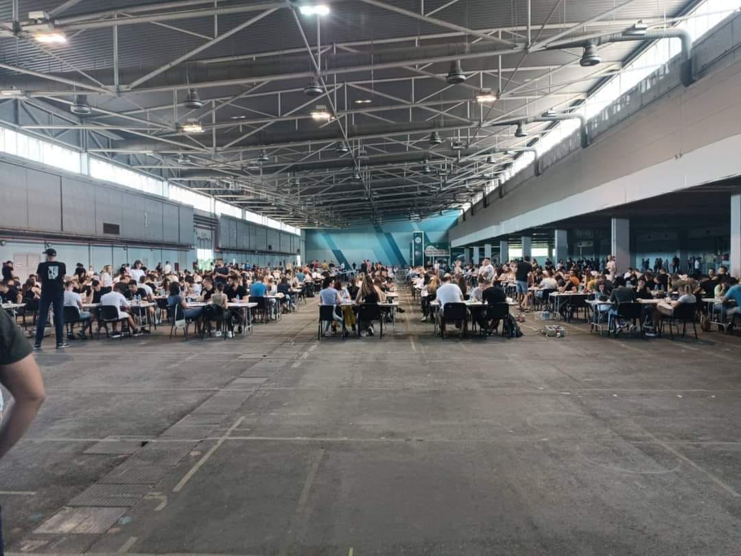 SNS kol centar