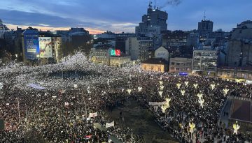5613822_20241222t160641z-407228784-rc2fubaf1lnq-rtrmadp-3-serbiaprotests_ls-Reuters