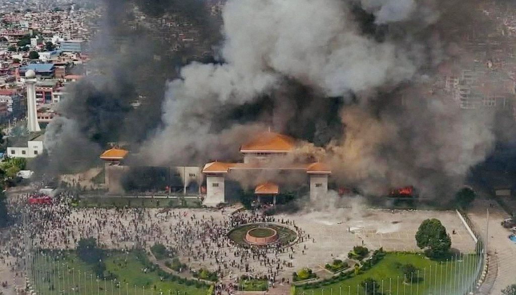 burning_parliament_Image_fair_use